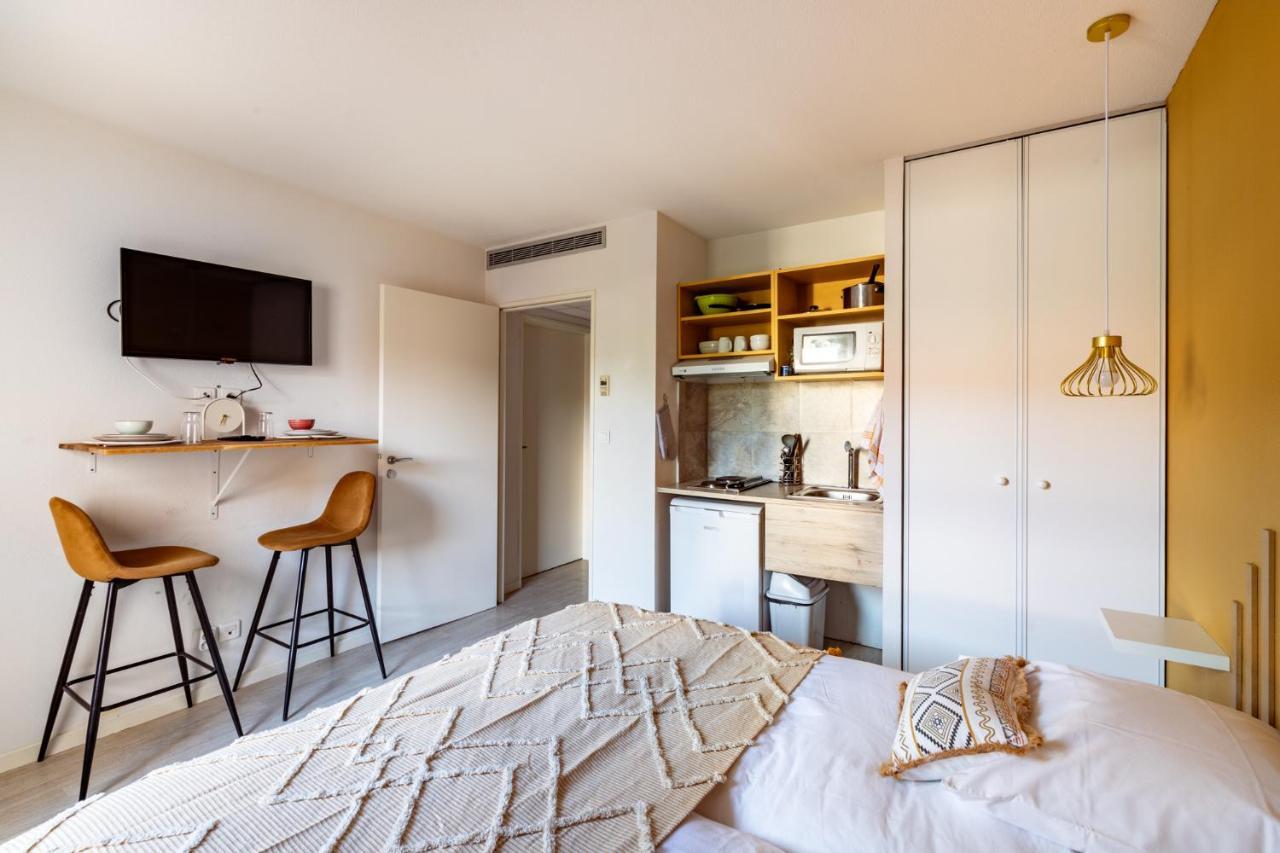 Les Cocons De Lourdes Apartment Exterior photo