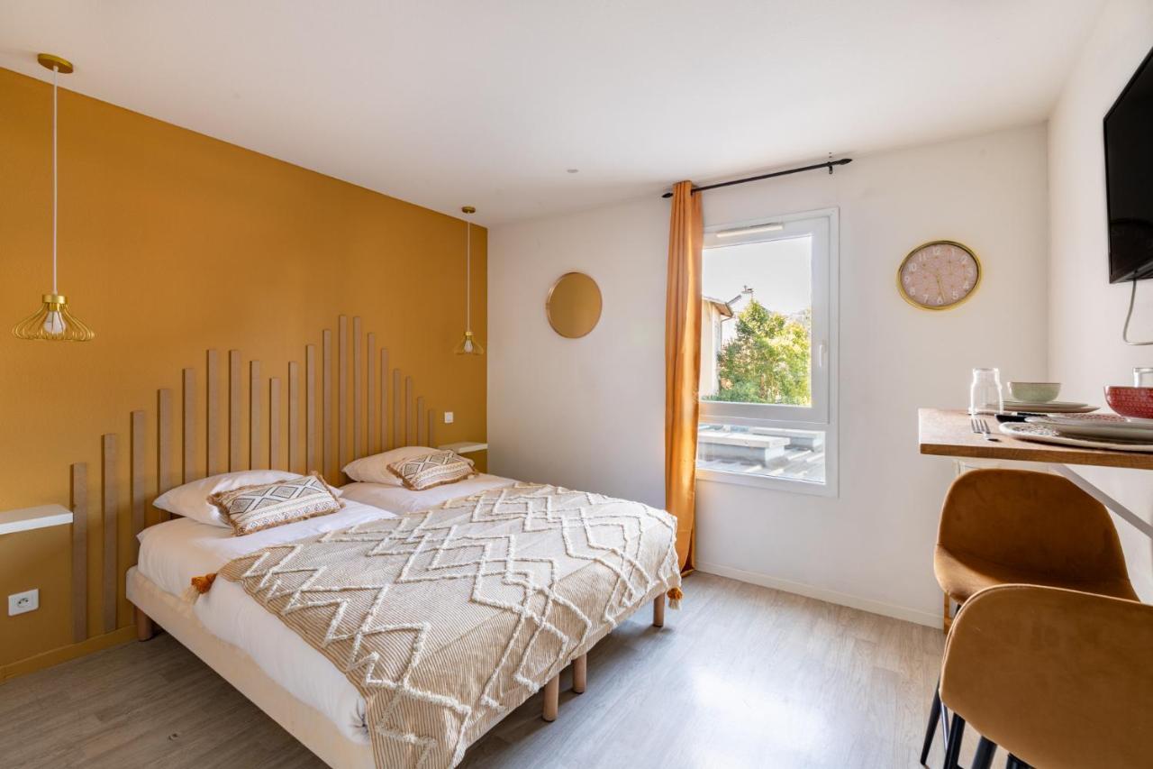 Les Cocons De Lourdes Apartment Exterior photo